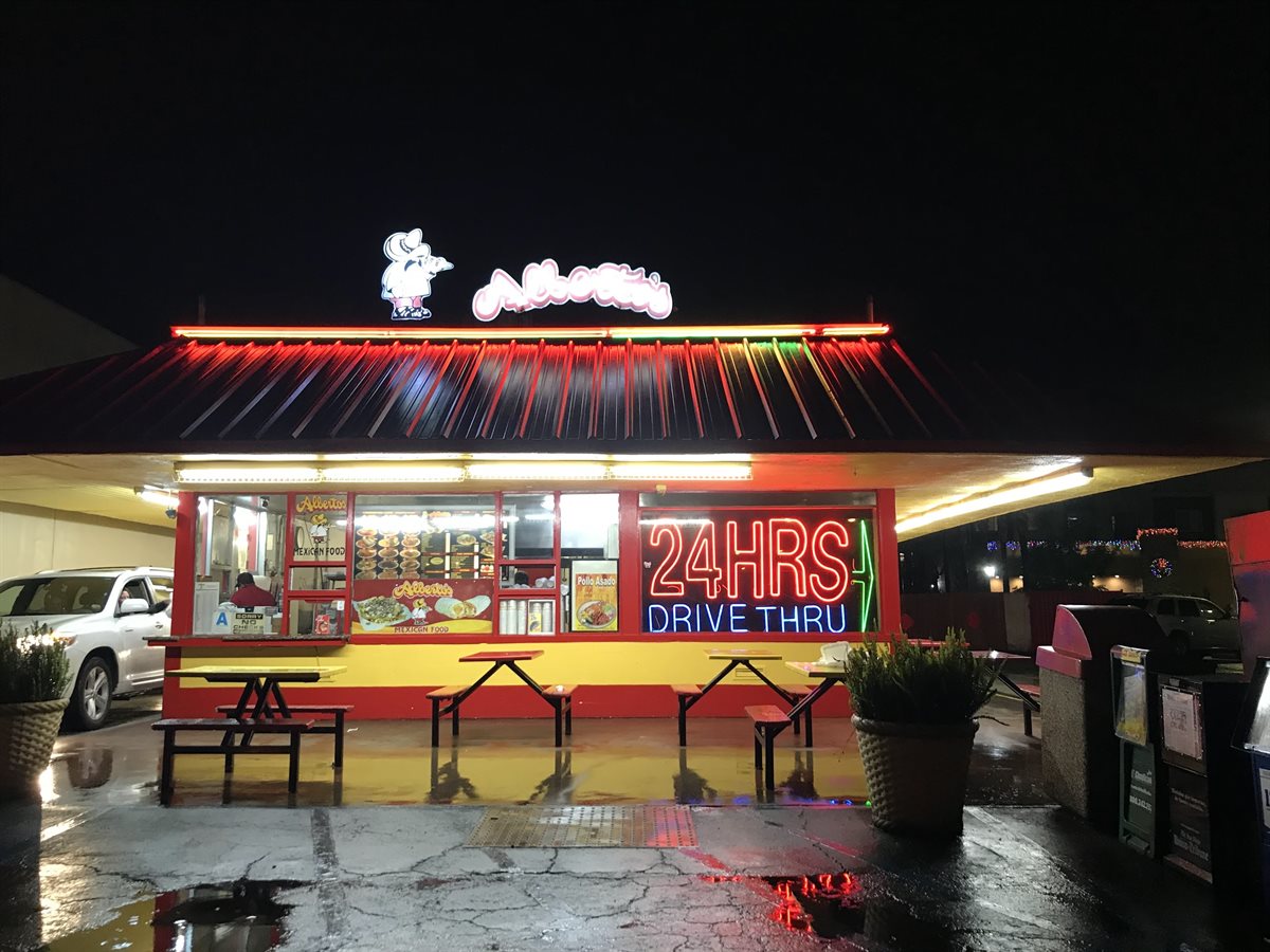 Alberto's Mexican Food
